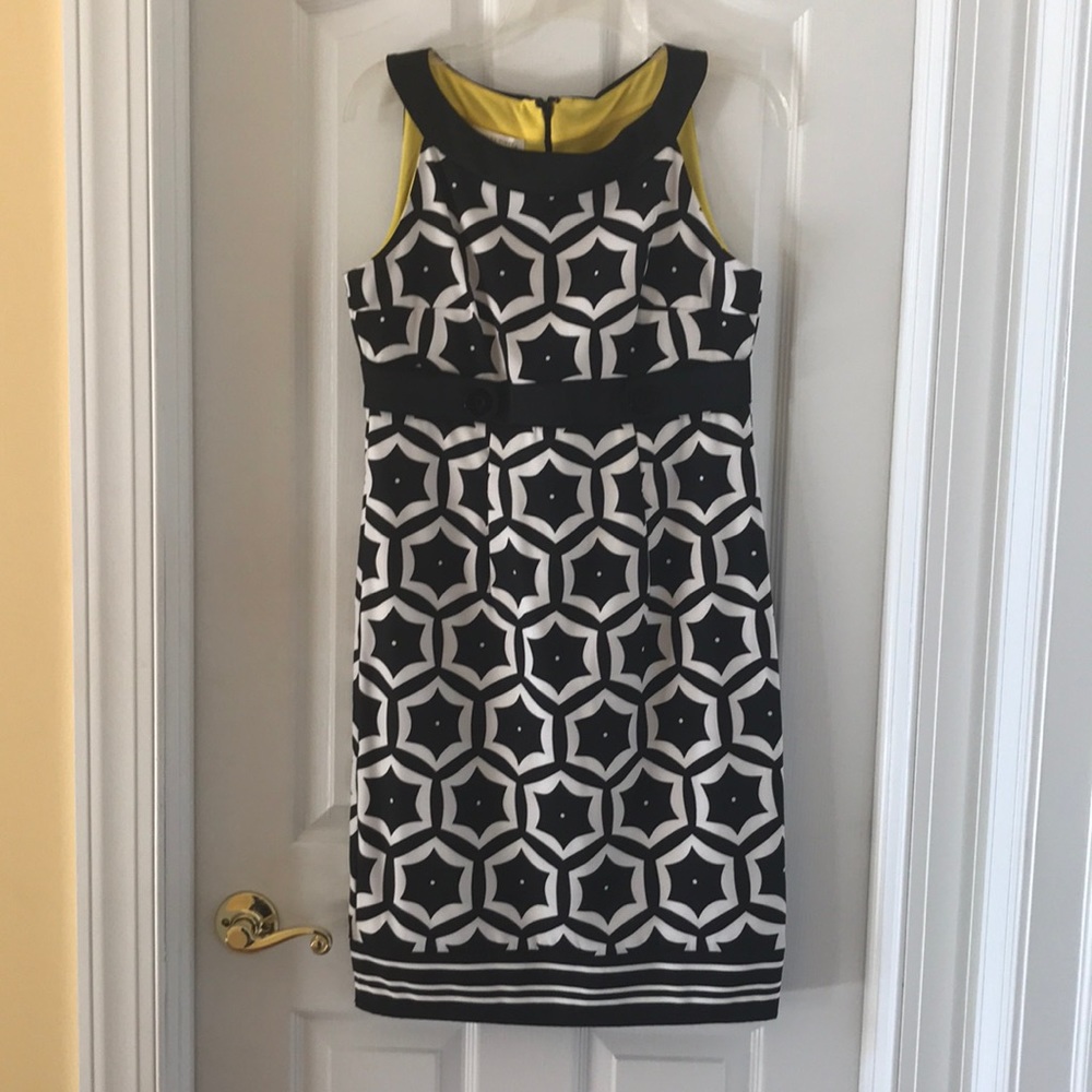 Black and white London times dress